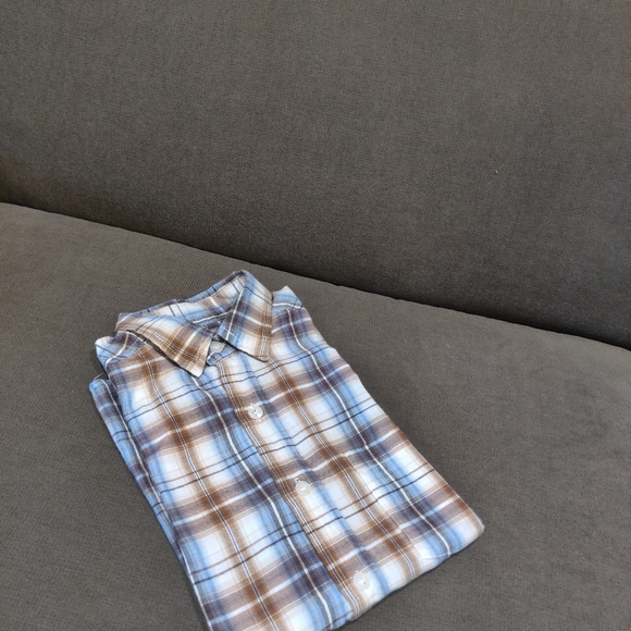 Boys' Long Sleeve Button Down Shirt - Picture 4 of 4